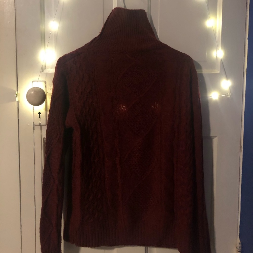 H&M Red Heavy Crocheted Cozy Turtleneck